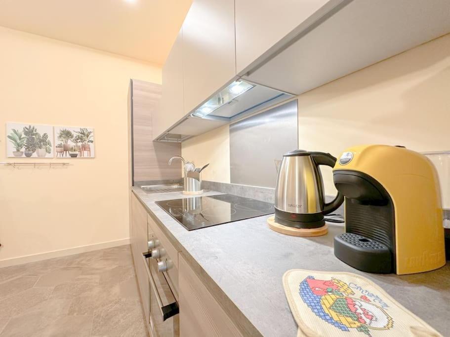 Free Parking Suite Con Wifi - Netflix - Ac Diano San Pietro Exterior photo